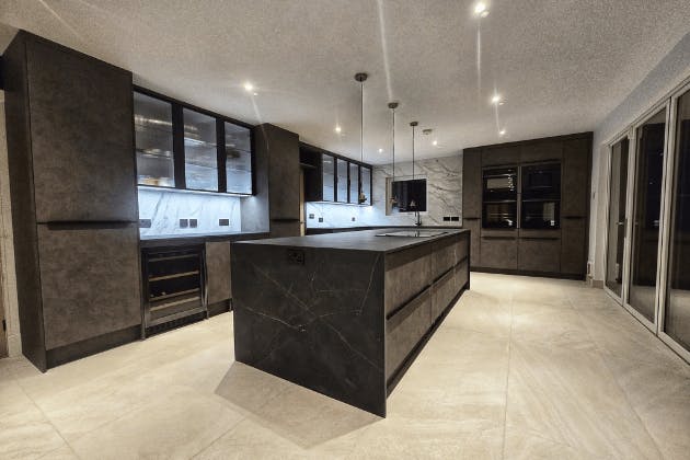 kitchen fitter burnley
